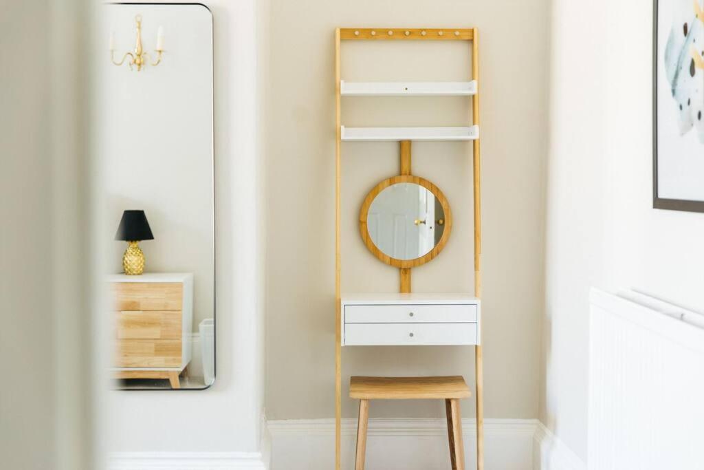 Luxury, Central, Sun-Filled 3 Bed Haven In バース エクステリア 写真